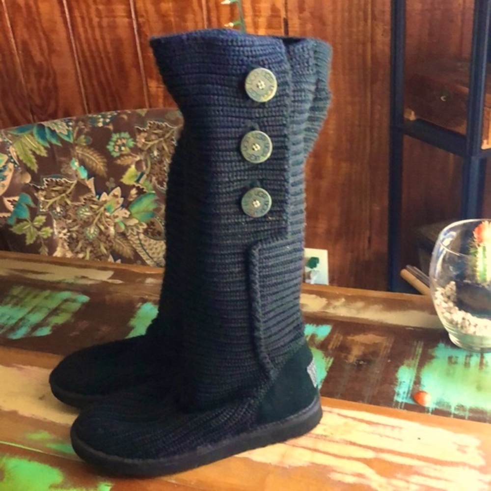 GENUINE UGG (9)